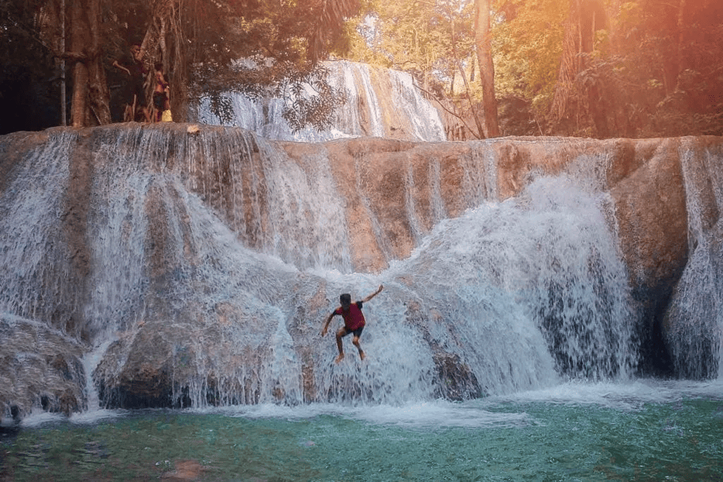Kupang Lebih Dekat: Temukan Keindahan Alam NTT dengan Sewa Kendaraan Sendiri